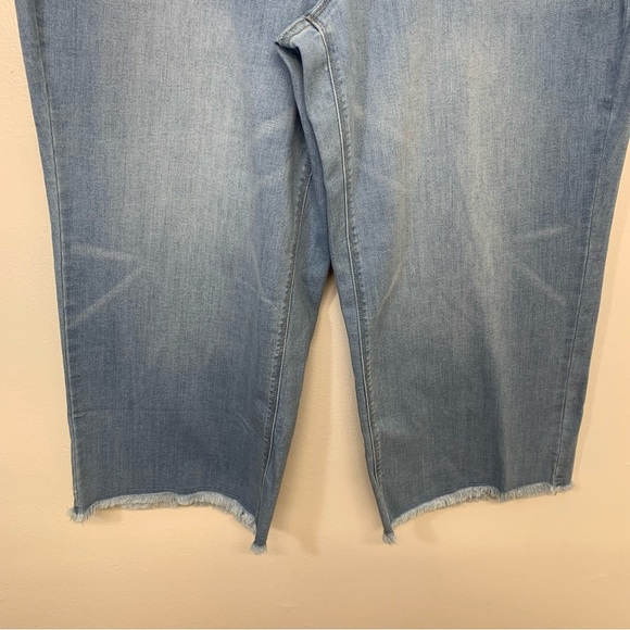 Susan Graver  Jeans Woman 18WP  Wide Leg Crop‎ Frayed Hem Pockets Stretch New - Picture 3 of 14
